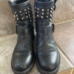 Valentino short boots